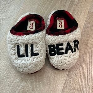 Dearfoam size 7/8 Lil Bear Fuzzy Slippers buffalo check